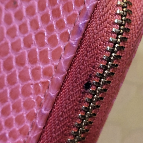 Anne Klein slim wallet Coral faux crocodile - Picture 5 of 8